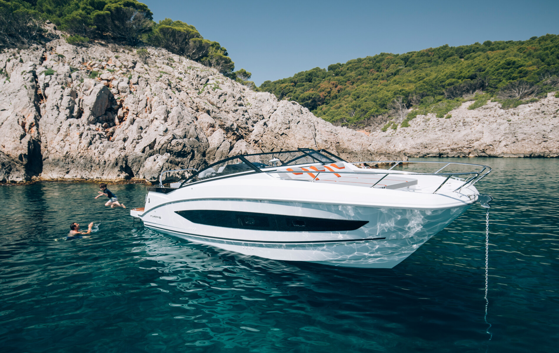 The FLYER 10 by Beneteau Outboard